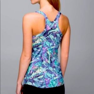 Lululemon Racerback top. Size 6.